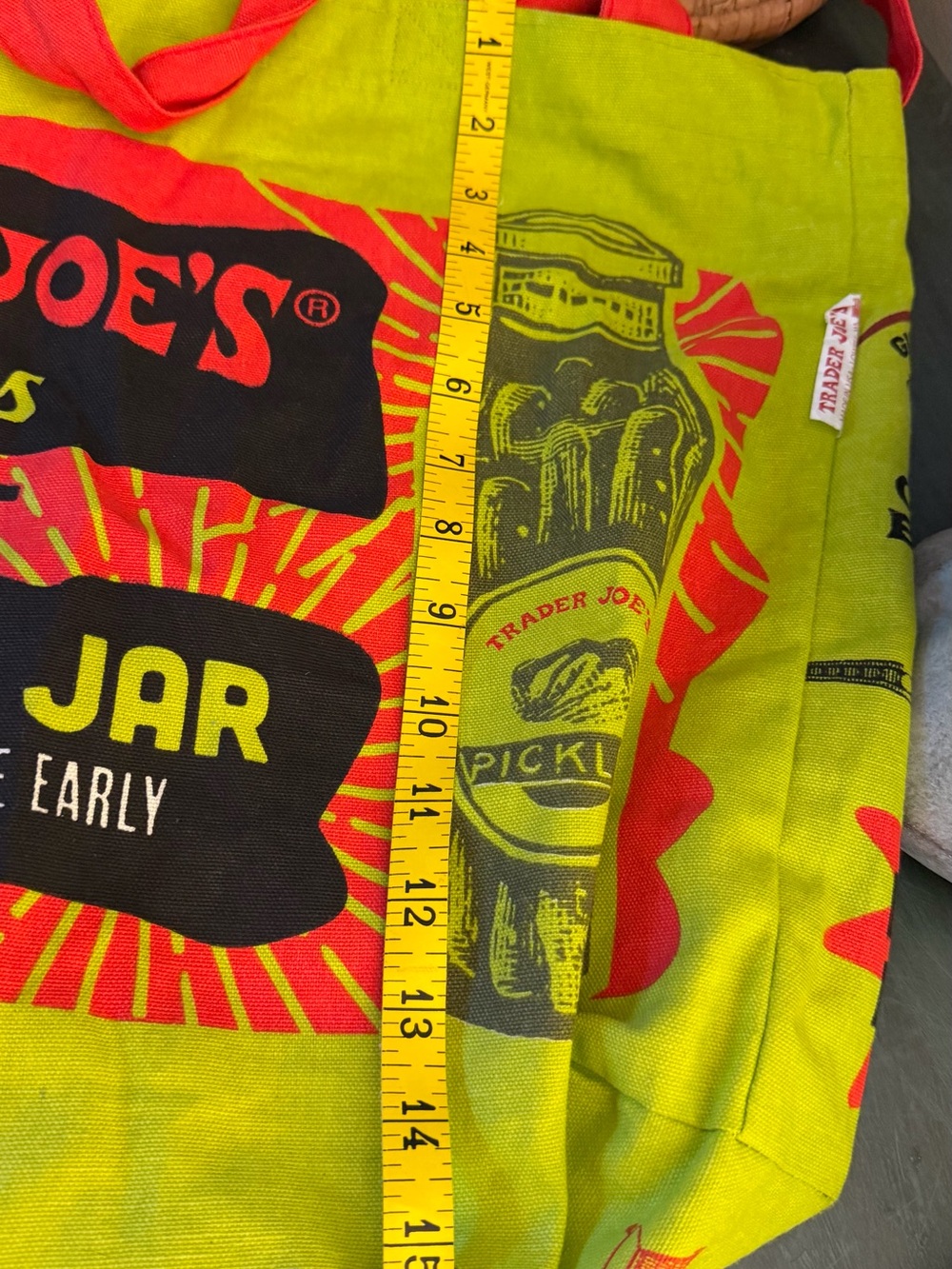 Trader Joe’s reusable PICKLES canvas tote bag in vibrant green - Picture 6 of 6